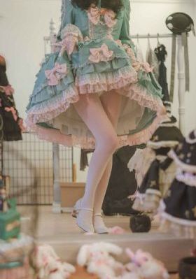 早川赖里奈_720在线播放观看